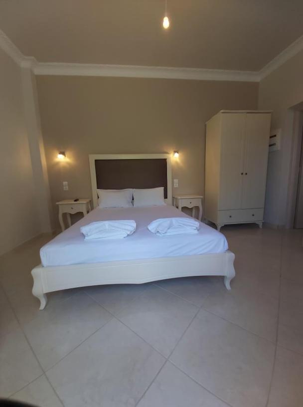 Konstantinos Apartments Αμμουδιά Δωμάτιο φωτογραφία